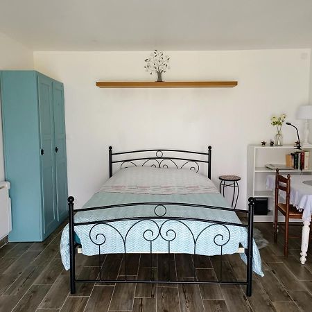 Le Petit Accent Otel Saint-Pierre-de-Bailleul Dış mekan fotoğraf