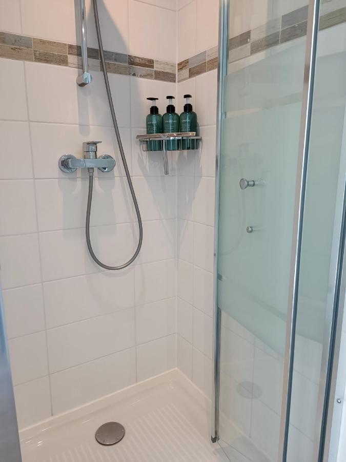 Le Petit Accent Otel Saint-Pierre-de-Bailleul Dış mekan fotoğraf